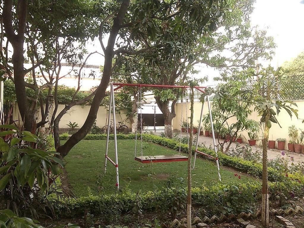 Amraai Homestay Rishīkesh Exteriör bild